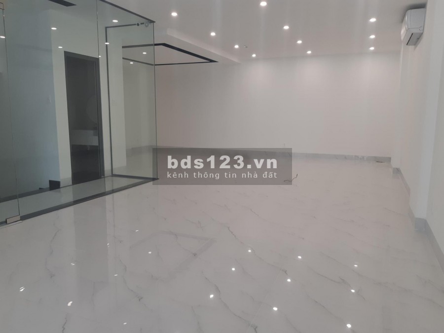 Cho thuê Nhà Văn phòng Hầm 4 sàn trống suốt 689m2 Nguyễn hoàng An Phú Quận 2 (MS:144.100.122)