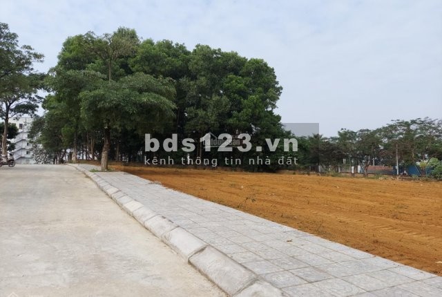 Cần bán nhanh lô đất tại TĐC Vai Réo, sát khu CNC, cạnh nhà máy in tiền.