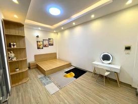 Bán Nhà Quận Thanh Xuân 35m 5 Tầng MT 5m. Giá 3.55 tỷ. Ô Tô cách 10m.
