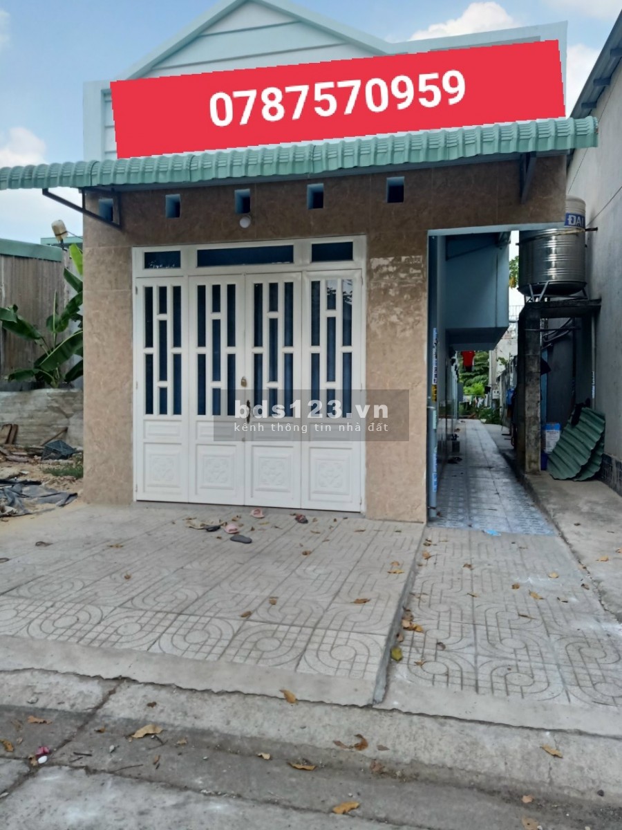 Tôi cần bán gấp dãy nhà trọ 150m2, tại khu công nghiệp Mỹ Phước 3, trọ mới xây thu nhập cao