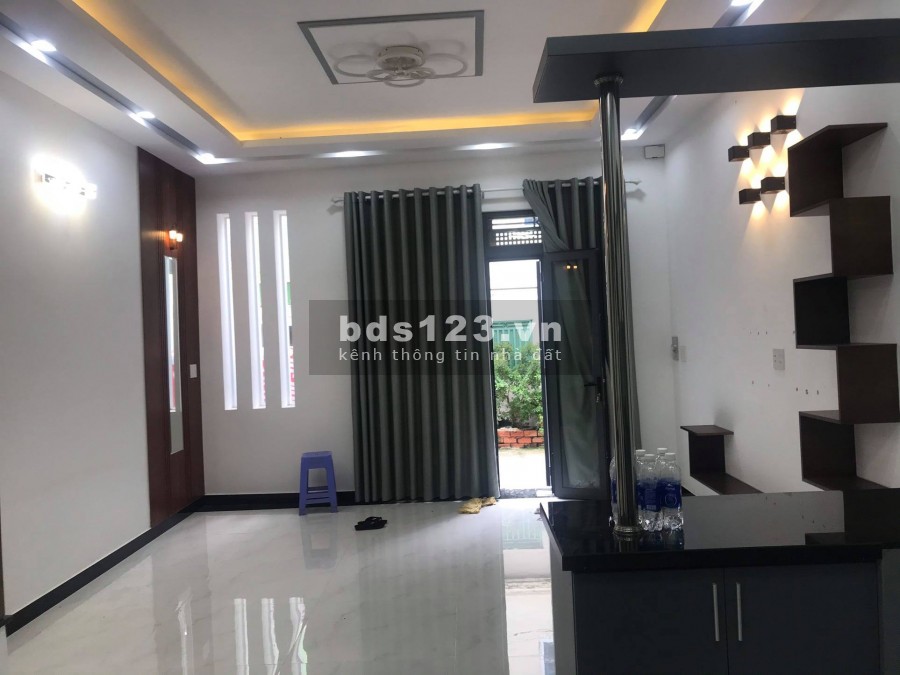 Chủ ngộp cần bán gấp nhà HXH Đường Số 1 P4 Q Gò Vấp dt 41m2 giá 5.4tỷ.
