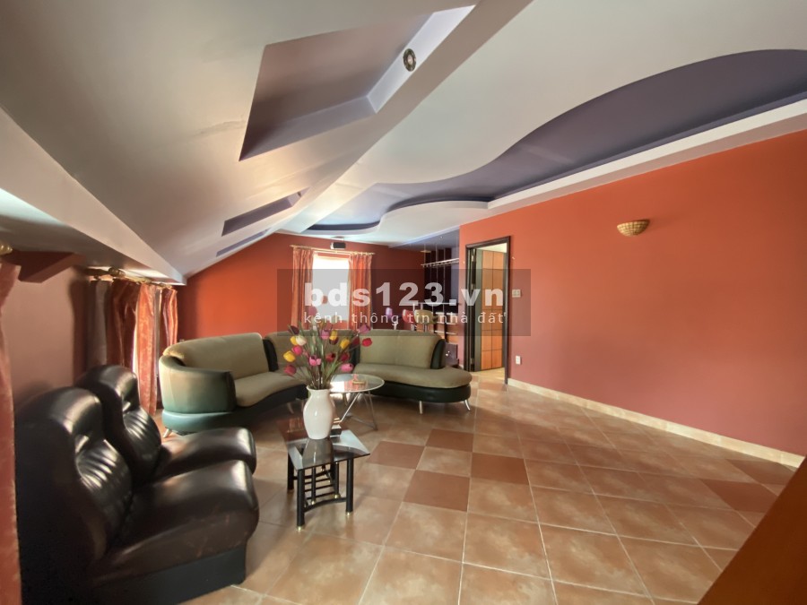 Cho thuê villa mặt tiền Thảo Điền, dtsd: 590m2 trệt 3 lầu 5P FULL nội thất