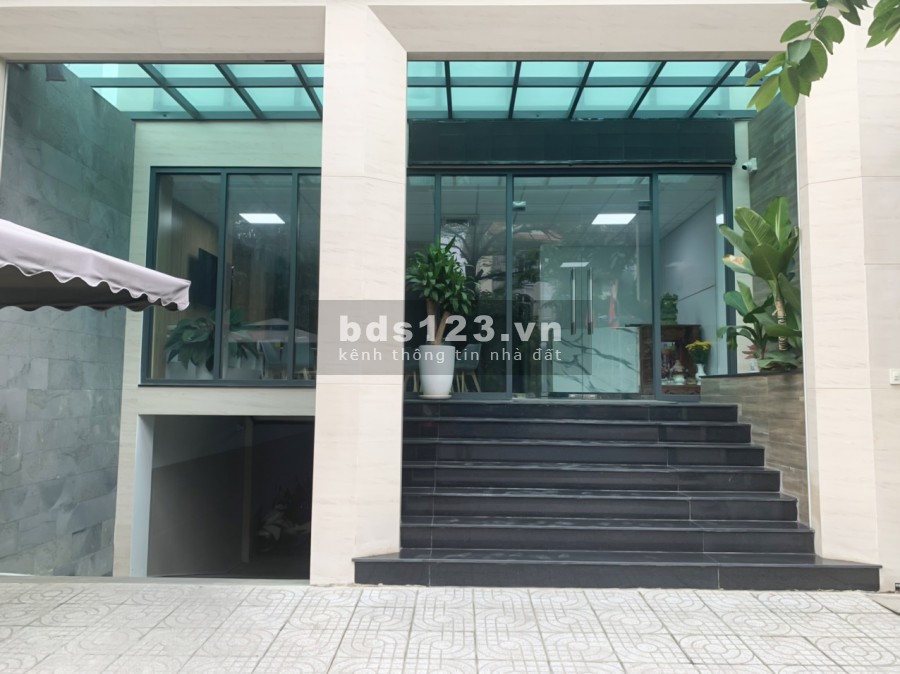 Cho thuê Nhà VP Hầm 4 sàn trống suốt 810m2 Trần não Bình An Quận 2 (MS:79.35.57)
