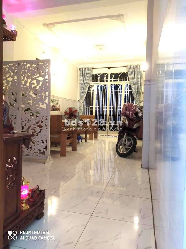 Nhà mới 70m2 Bạch Đằng ngay Hàng Xanh giá chỉ 4 tỷ 3 Quận Bình Thạnh