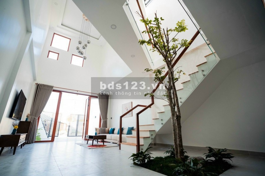Nhà đất đắc địa vị trí đệp tiềm năng, giá 3 tỷ, thương lượng, lh 0365921729