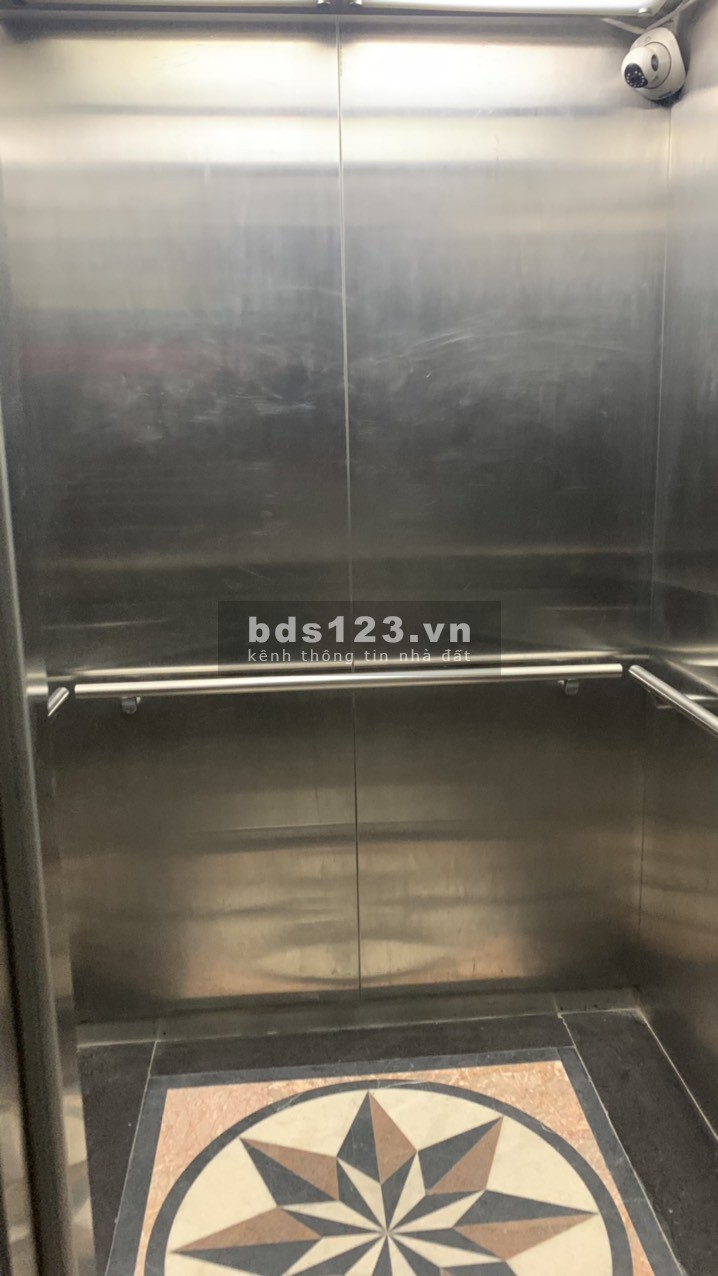 Mặt bằng phố Nguyễn Lương Bằng, Đống Đa thuê tầng 2 hoặc tầng 3, diện tích 110m2. Giá 14 triệu/tháng