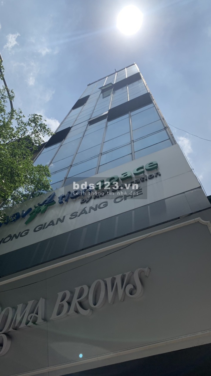 Mặt bằng phố Nguyễn Lương Bằng, Đống Đa thuê tầng 2 hoặc tầng 3, diện tích 110m2. Giá 14 triệu/tháng