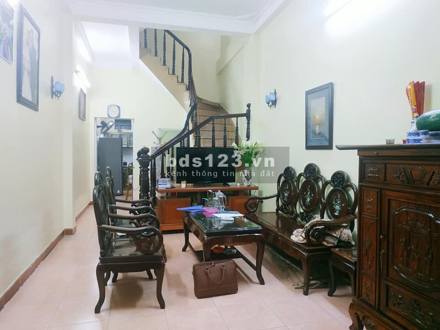 Bán Nhà Phố Lương Thế Vinh, 52m x 4T MT3.8m Ô tô Đỗ Cửa, giá 6 tỷ 5 : 0936552879
