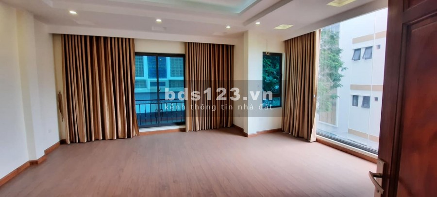 Cần bán nhà mặt phố Doãn Kế Thiện, Cầu Giấy 47m2, 7 tầng, giá 8.5 tỷ