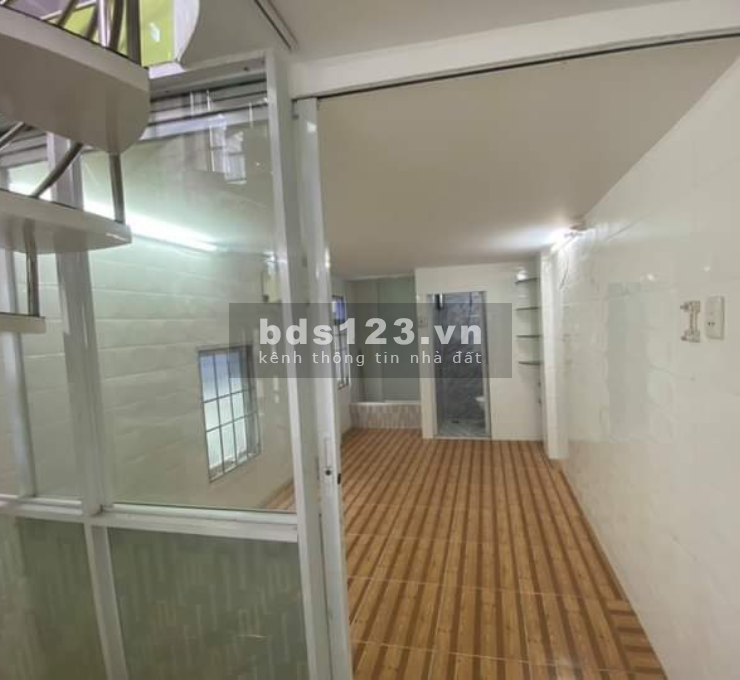 Nhà Mới! Căn Góc Ở Ngay Vạn Kiếp, P.3, BT Sử dụng 66m giá 3,55 tỷ TL.