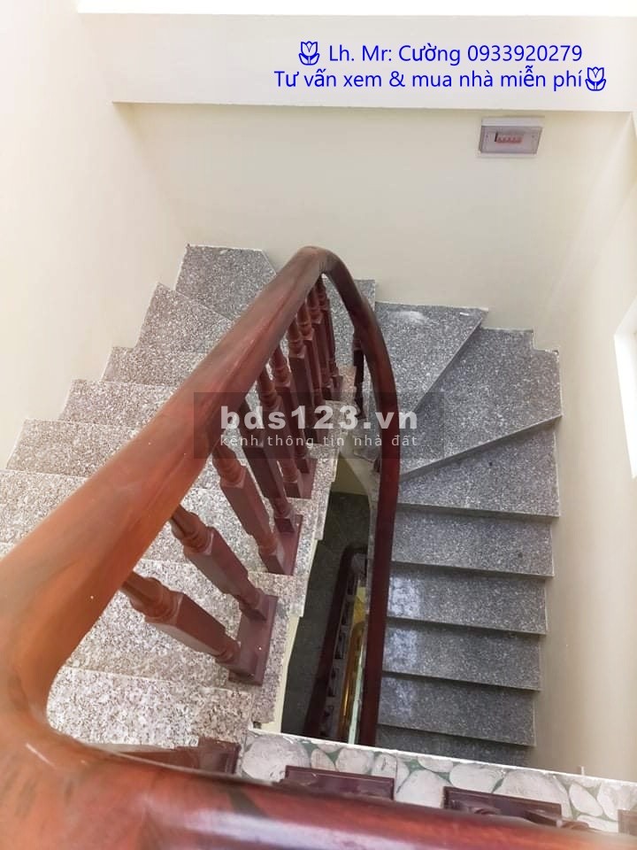 Nhà đẹp phố Lụa Vạn Phúc, Hà Đông, cực hiếm, giá 2.7 tỷ, có nhà 4 tầng đúc