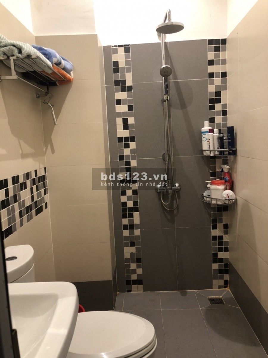 Bán nhà 1Trệt 1 Lững 2 Lầu Sth MT Chợ Rạch Ông Phường 2 Quận 8