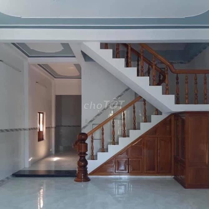 Nhà 1 trệt 1 lầu 124m2 Hoà Trị Phú Hoà, Phú Yên, sô hồng đầy đủ