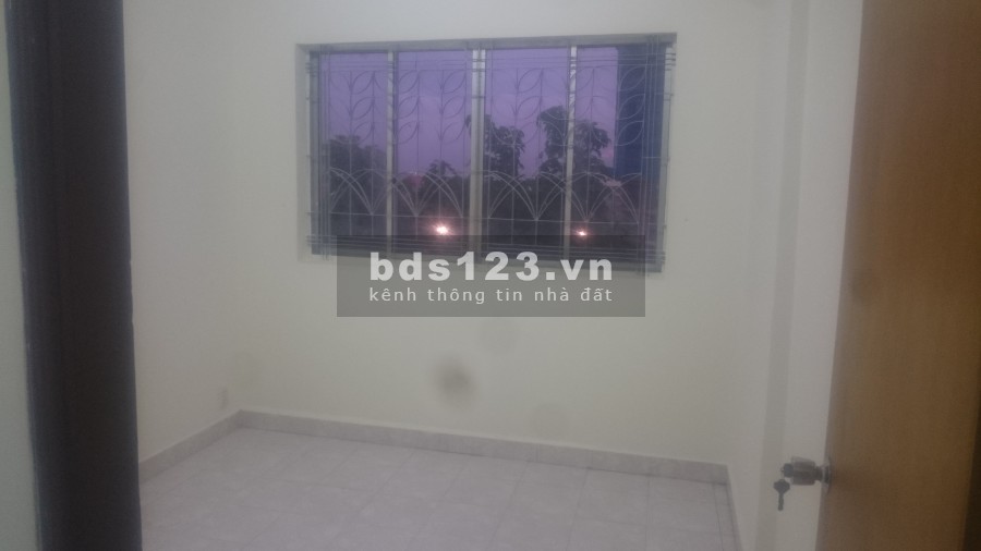 Cho thuê căn hộ chung cư 10 mẫu, diện tích 40m2, Quận 2, TPHCM