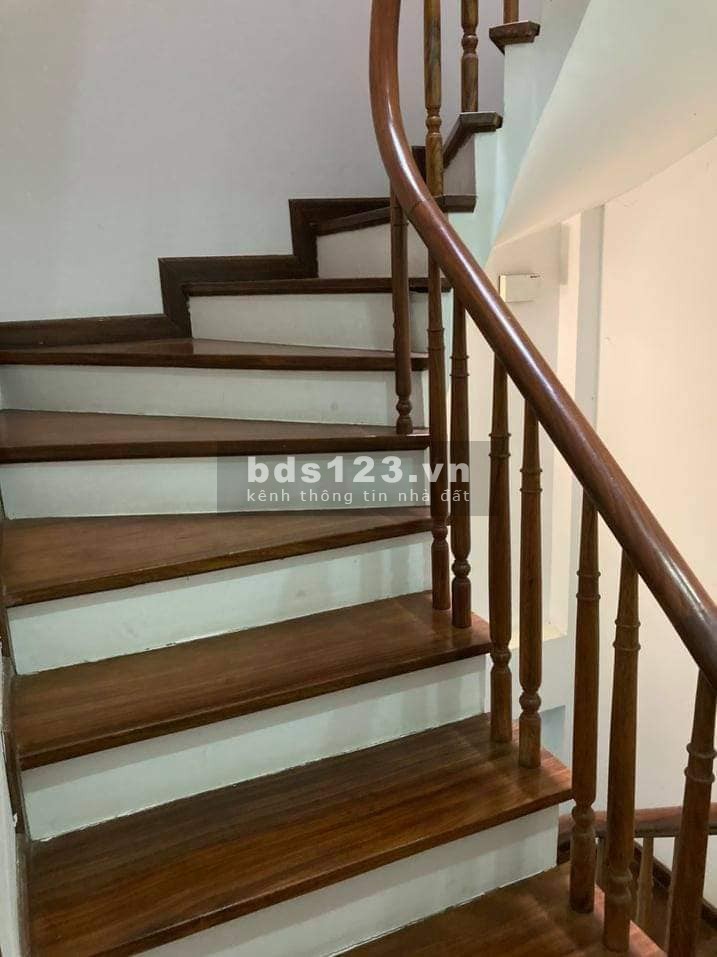 Bán nhà Dương Văn Bé ngõ thông gần phố nội thất đầy đủ