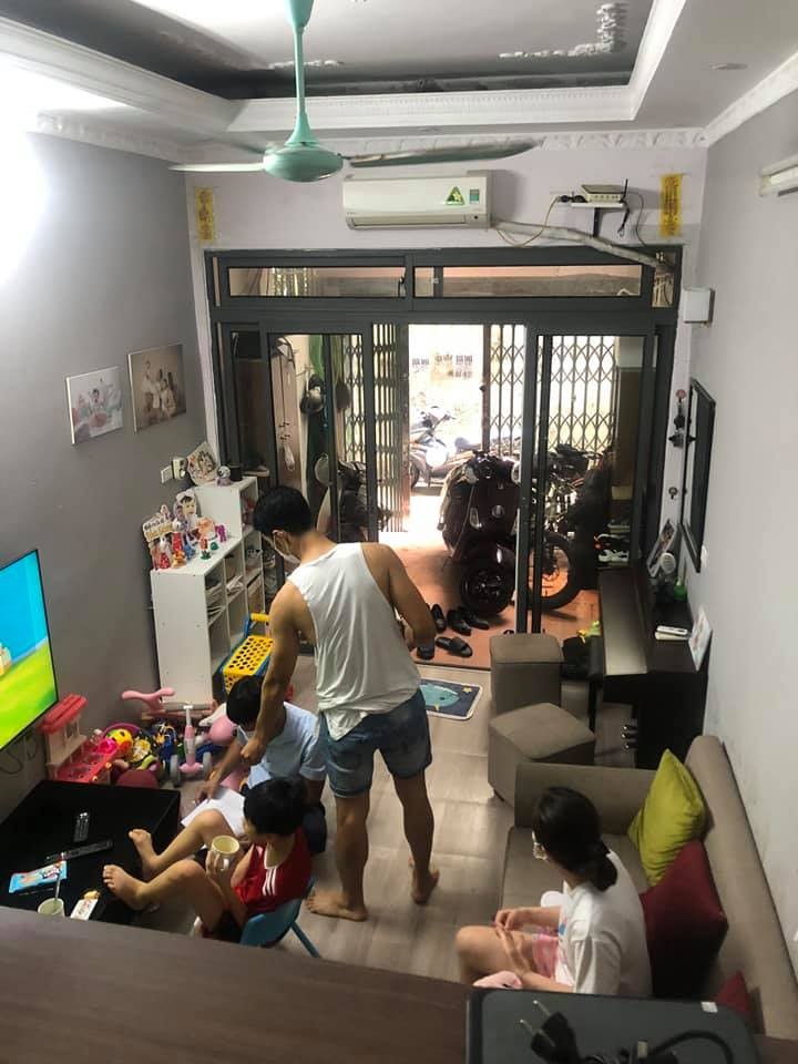 Bán nhà Đặng Văn Ngữ, ô tô, nở hậu, an sinh đỉnh, dt 40m2, 4 tầng, giá 4.15 tỷ, lh 0888104444