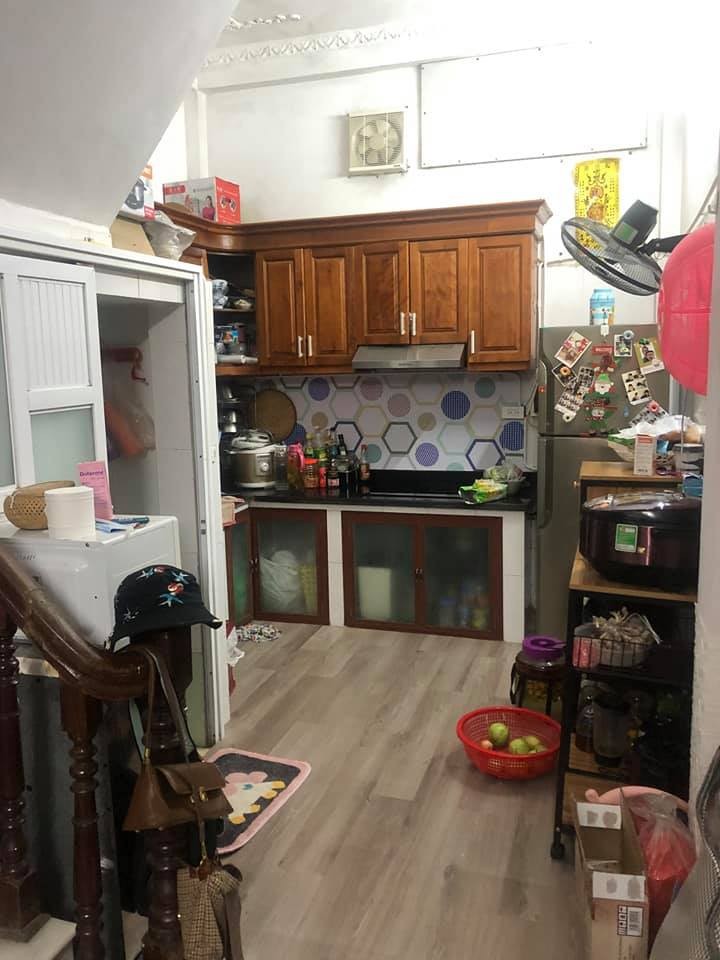 Bán nhà Đặng Văn Ngữ, ô tô, nở hậu, an sinh đỉnh, dt 40m2, 4 tầng, giá 4.15 tỷ, lh 0888104444
