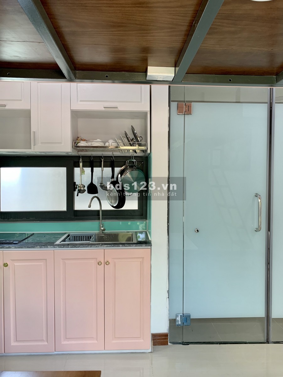 Cho thuê căn hộ full nội thất có ban công giá rẻ đường Lâm Văn Bền Quận 7