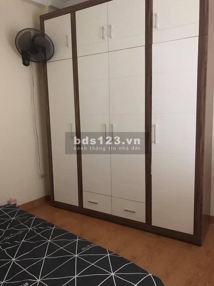 Cần tiền bán gấp nhà Đức Diện, Quận Bắc Từ Liêm, dt 39.5m2, giá hơn 2 tỷ