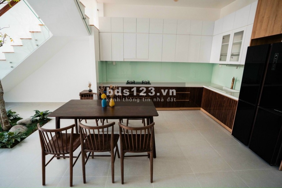 Nhà đất đắc địa vị trí đệp tiềm năng, giá 3 tỷ, thương lượng, lh 0365921729