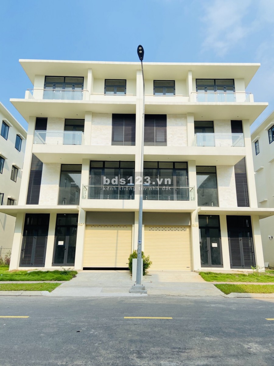 Biệt Thự song lập Villa Park Passion diện tích 292m2, giá bán 25 tỷ