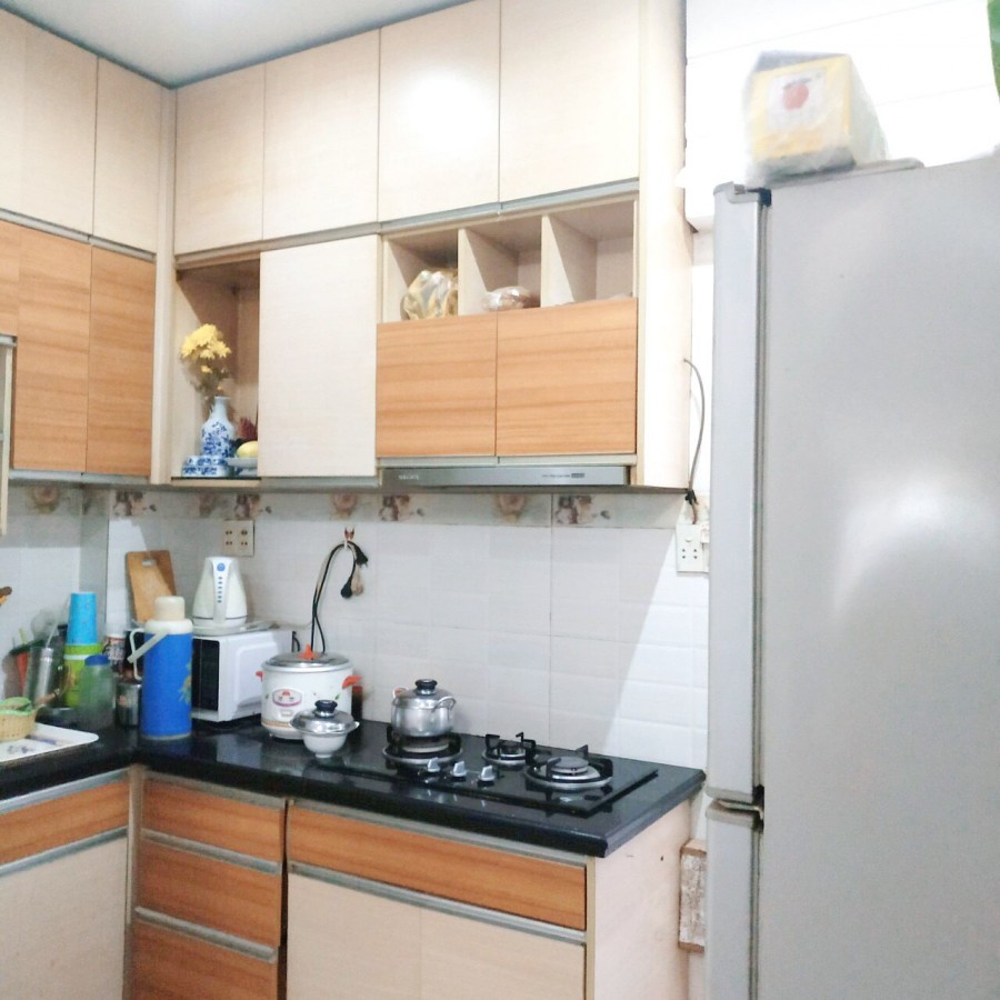 Nhà BTCT, 4 lầu, 6PN mặt tiền đường chính Hồ Thành Biên P4 Q8