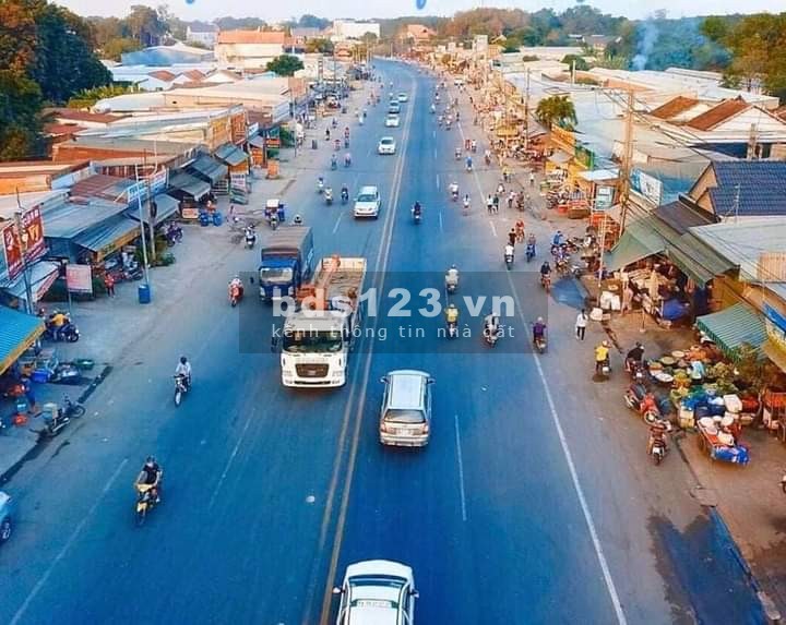 Tôi cần bán gấp dãy nhà trọ 150m2, tại khu công nghiệp Mỹ Phước 3, trọ mới xây thu nhập cao