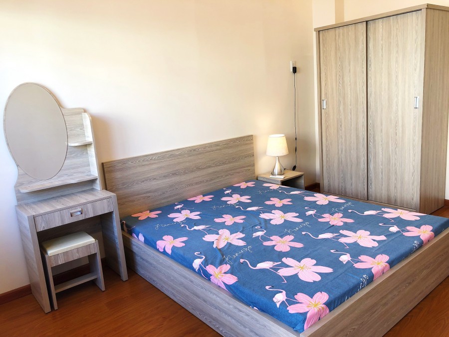 Nhà đẹp, 3 tầng, 4PN, 3WC tặng full nội thất đường Lương Ngọc Quyến P13 Q8
