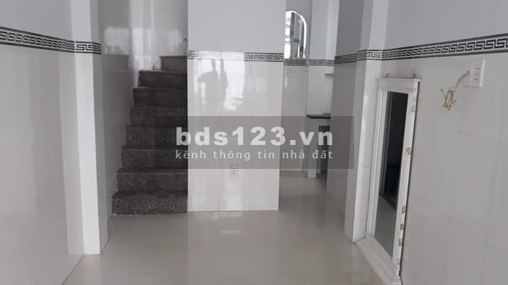 Chỉ 1 tỷ 98! bán gấp nhà 1/ Khuông Việt, 20m2, hẻm ba gác đua, Tân Phú.