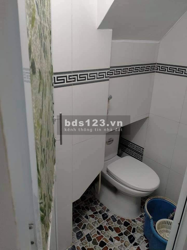 Chỉ 1 tỷ 98! bán gấp nhà 1/ Khuông Việt, 20m2, hẻm ba gác đua, Tân Phú.