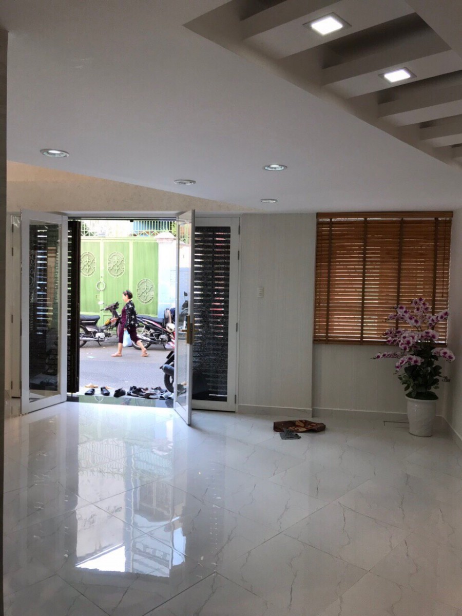 Bán nhà Góc 3MT Phú Nhuận DT đã hết lộ giới 65,4m2 Nhà Mới trệt 4 Lầu
