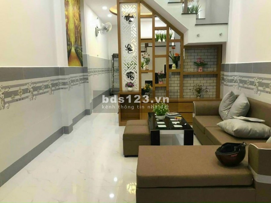 Ngộp Ngân hàng cần bán nhà Âu Cơ Quận Tân Bình 34m2 giá rẻ 3 tỷ 250