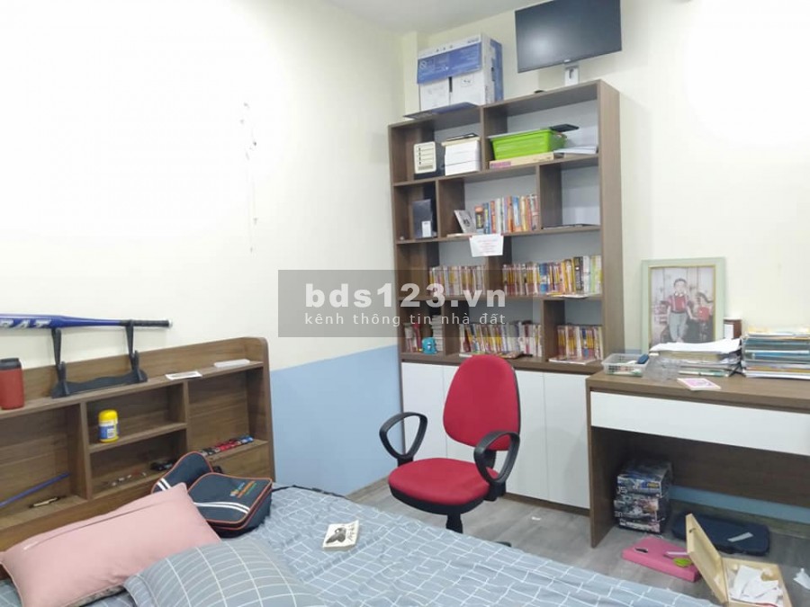 Bán nhà phố Hoàng Đạo Thành, Thanh Xuân, Ô tô tránh, lô góc, thoáng sáng 50m2x4T giá 6.8 tỷ