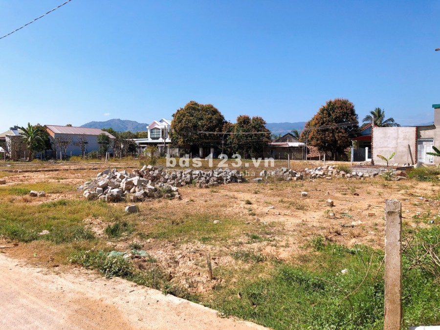 Bán đất giá đầu tư khu vực Suối Tân Cam Lâm Khánh Hoà