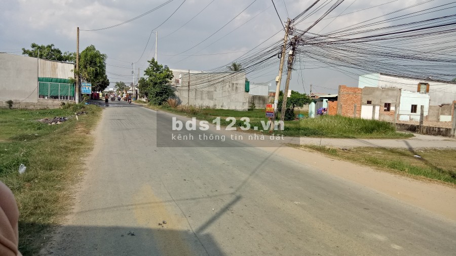 Bán gấp 3560m2 (40x88m) đường ô tô gần Quốc Lộ 12 tiện ích đầy đủ, trong bán kính 2 km, giá 450 triệu