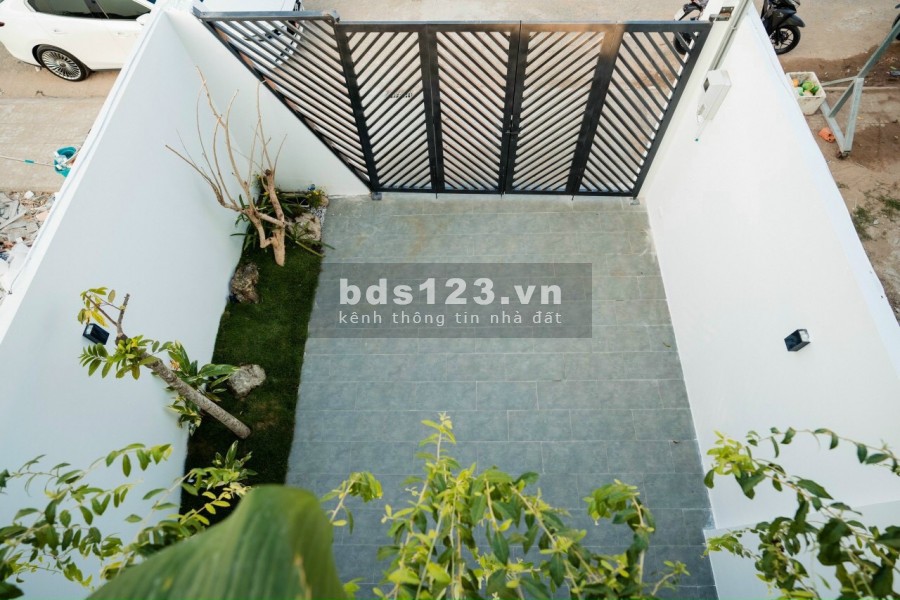 Nhà đất đắc địa vị trí đệp tiềm năng, giá 3 tỷ, thương lượng, lh 0365921729