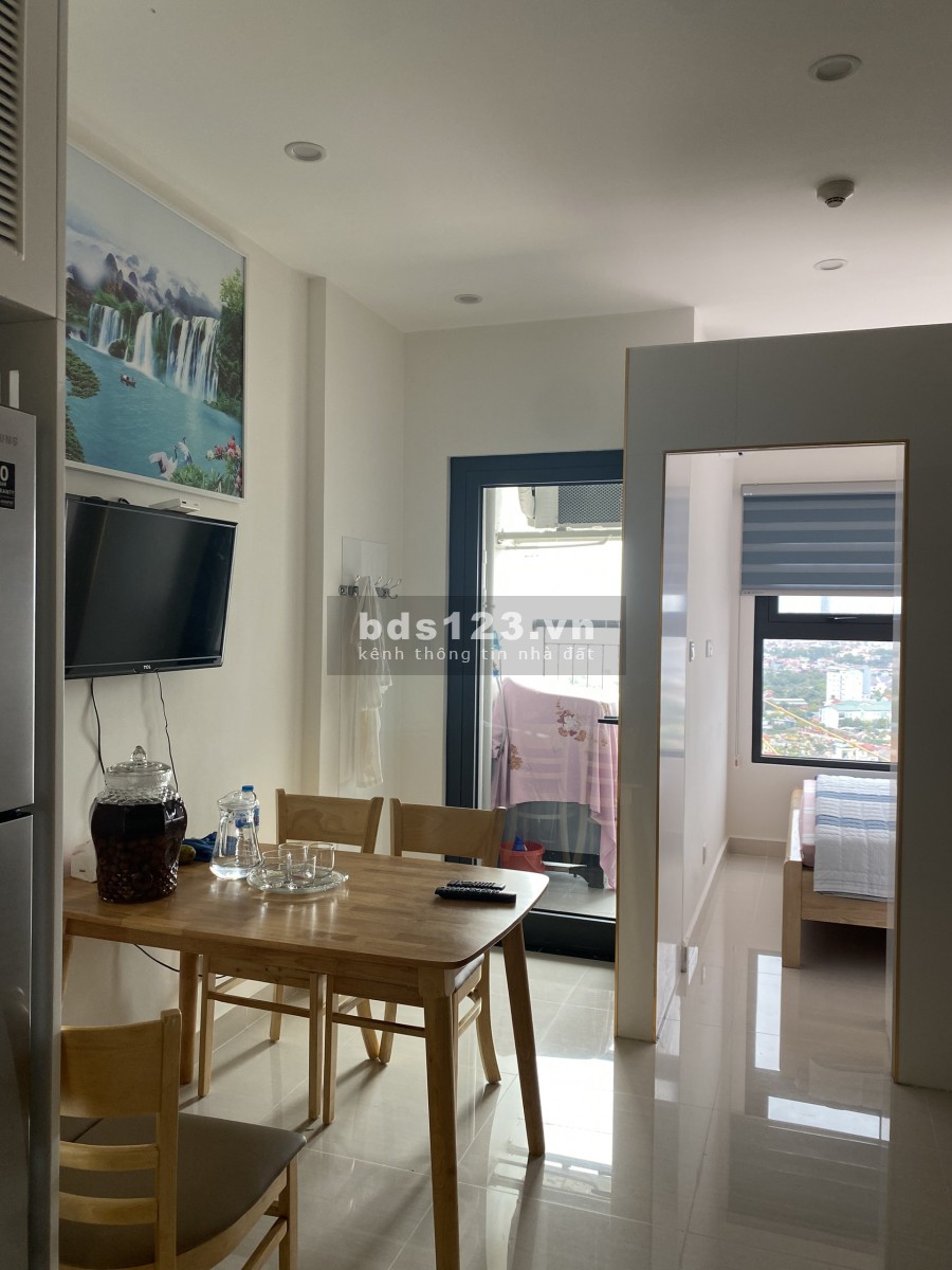 Cho thuê căn Studio có vách ngăn phòng ngủ riêng biệt, full nội thất cao cấp giá rẻ tại Vinhomes Smart City