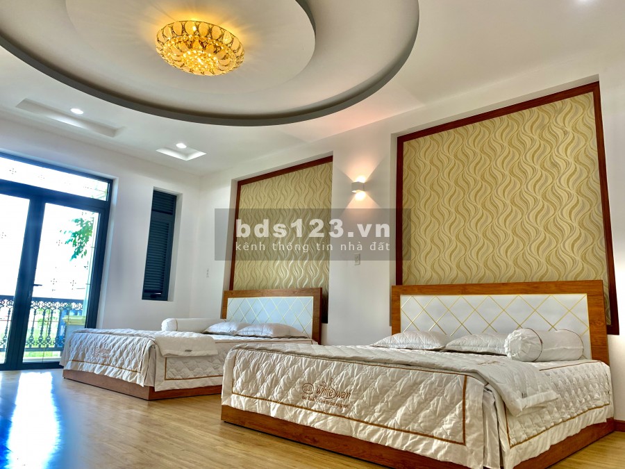 Nhà nguyên căn chính chủ kết cấu 1 trệt 2 lầu sổ hoàn công, tặng nội thất