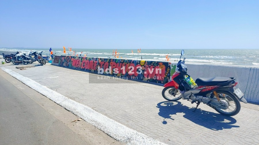 Đất nền ven biển đường xe hơi vào tận nơi, tiện làm nhà nghỉ dưỡng