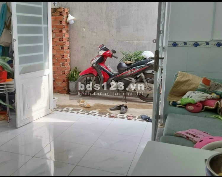Nhà bán đẹp, giá rẻ, 1 trệt, 1 lầu, huyện Nhà Bè, giá bán 590 triệu