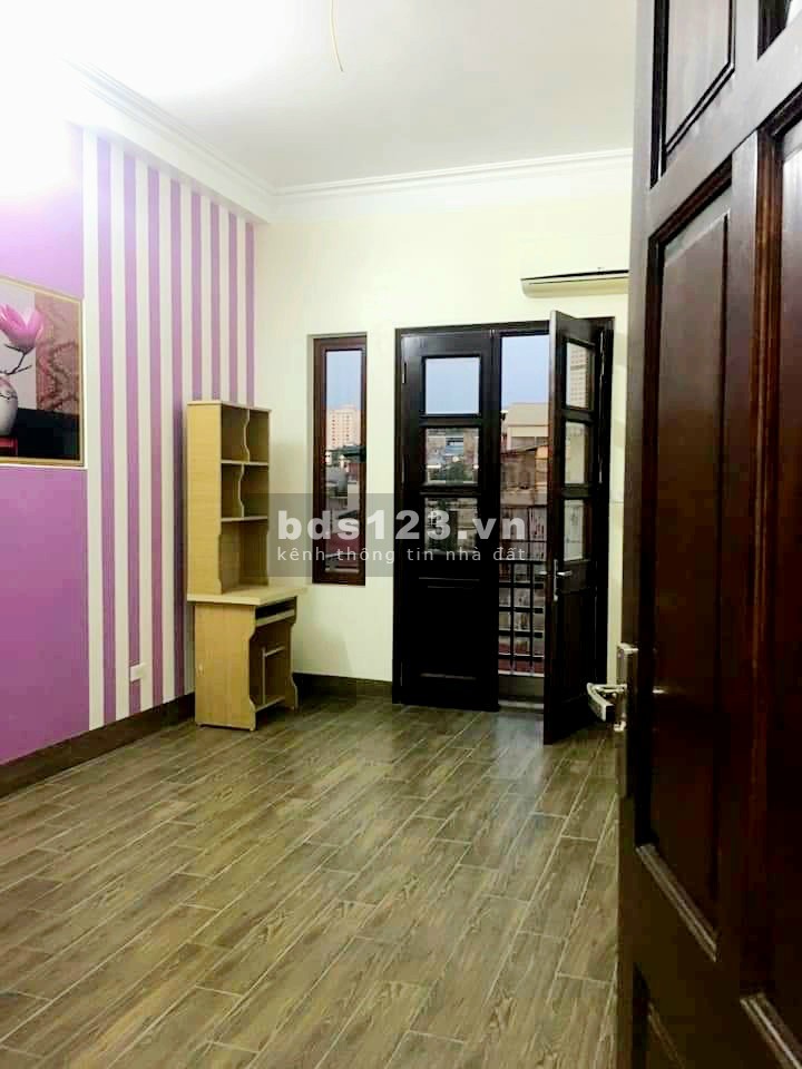 Bán Nhà ĐôngThiên, ô tô đỗ cửa, 45M*4T, giá bán 32 tỷ