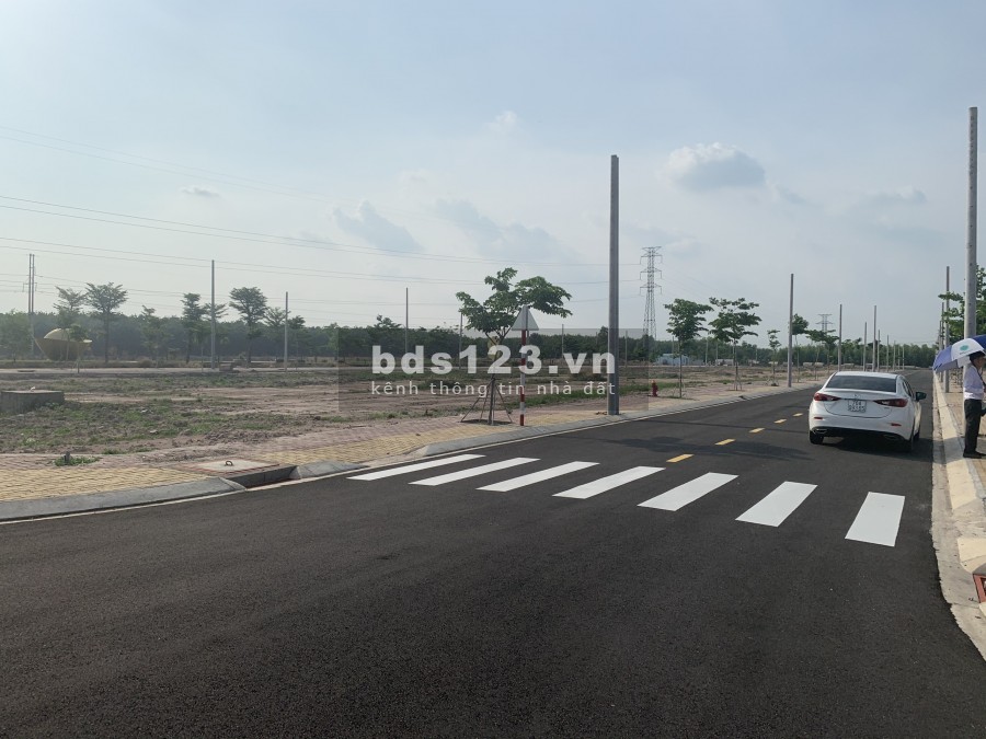 Đất Bình Dương ngay Quốc Lộ 13 giá chỉ 800 triệu, full thổ cư