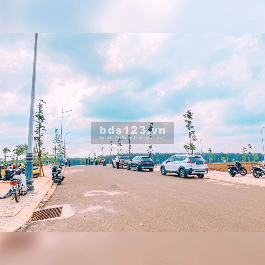 Đất thổ cư khu vực gần Đường Vành Đai, trung tâm hành chính, giá 22 triệu/m2