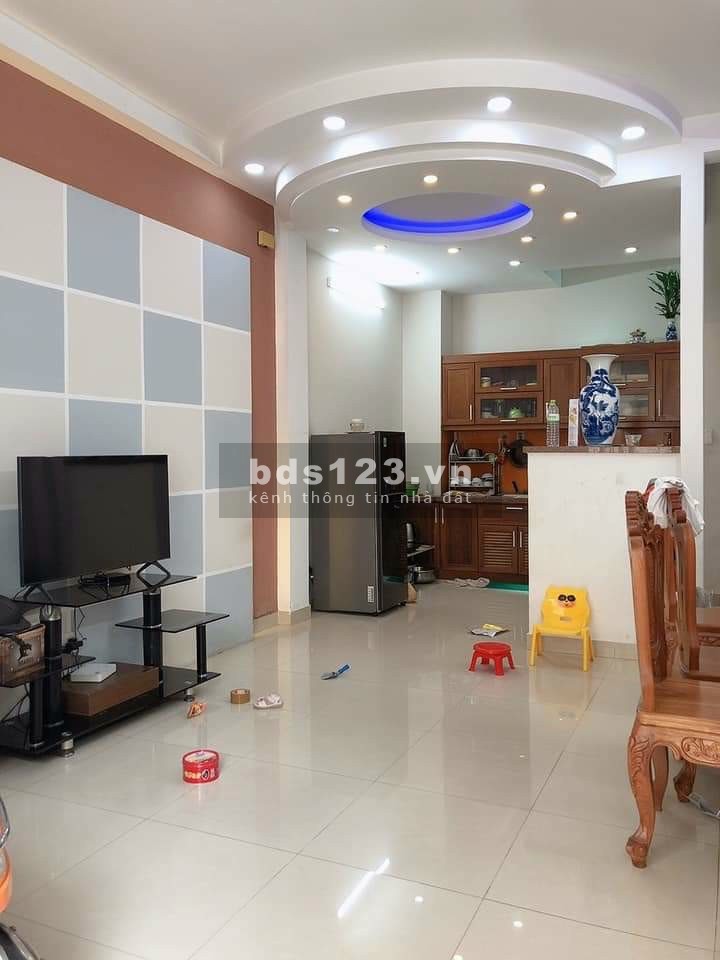 Do tình hình dịchn bệnh, làm ăn thua lỗ nên mình cần ra đi căn nhà diện tích 67m2 nhà 1 trệt, 4 tầng