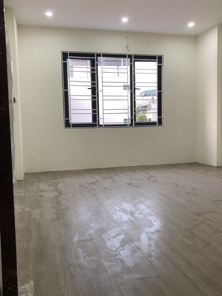 Bán nhà phố Vĩnh Hưng, Hoàng Mai, HN. Dt 24mx4t sổ đỏ riêng, giá 1,98 tỷ