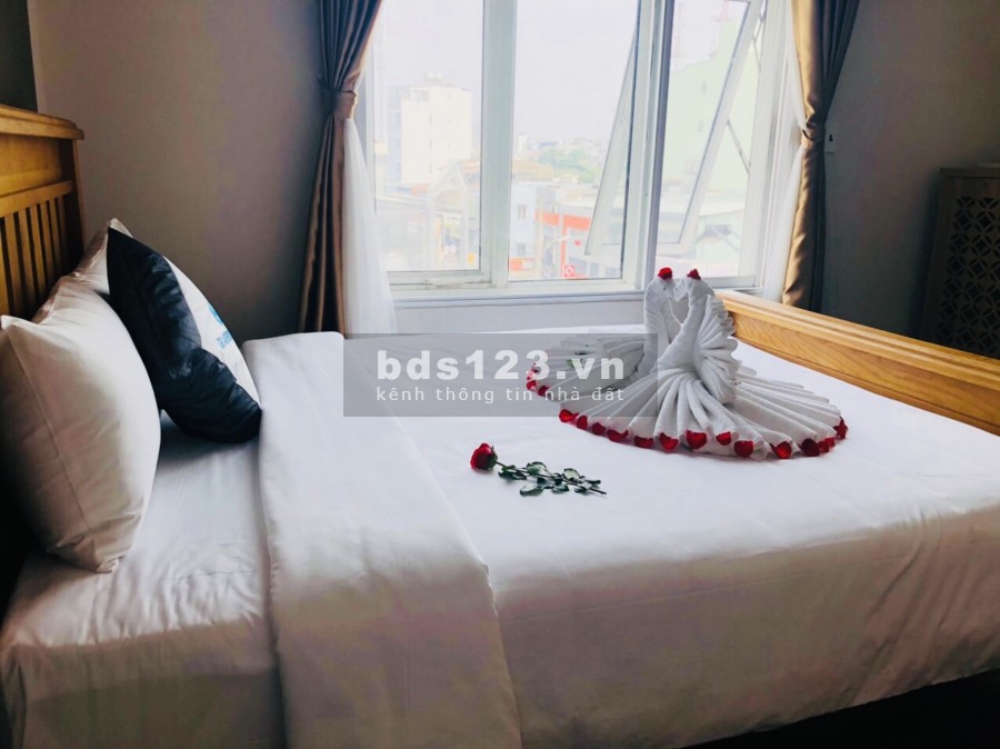 Cho thuê khách sạn 46p mới tinh mặt tiền số 03 cộng hòa quậnTân Bình
