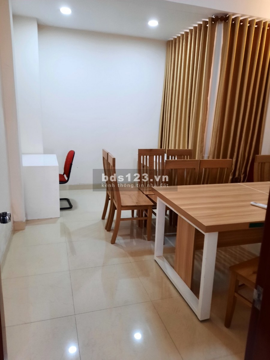 Cư Xá Chu Văn An, dt 4x20m Trệt 3 lầu, trệt trống suốt, 4P, 4wc, nhà đẹp