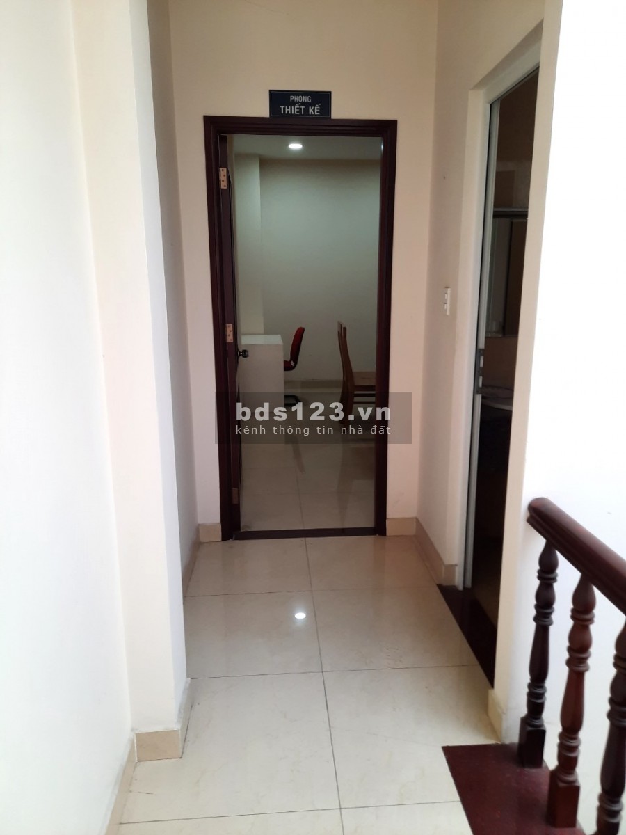 Cư Xá Chu Văn An, dt 4x20m Trệt 3 lầu, trệt trống suốt, 4P, 4wc, nhà đẹp