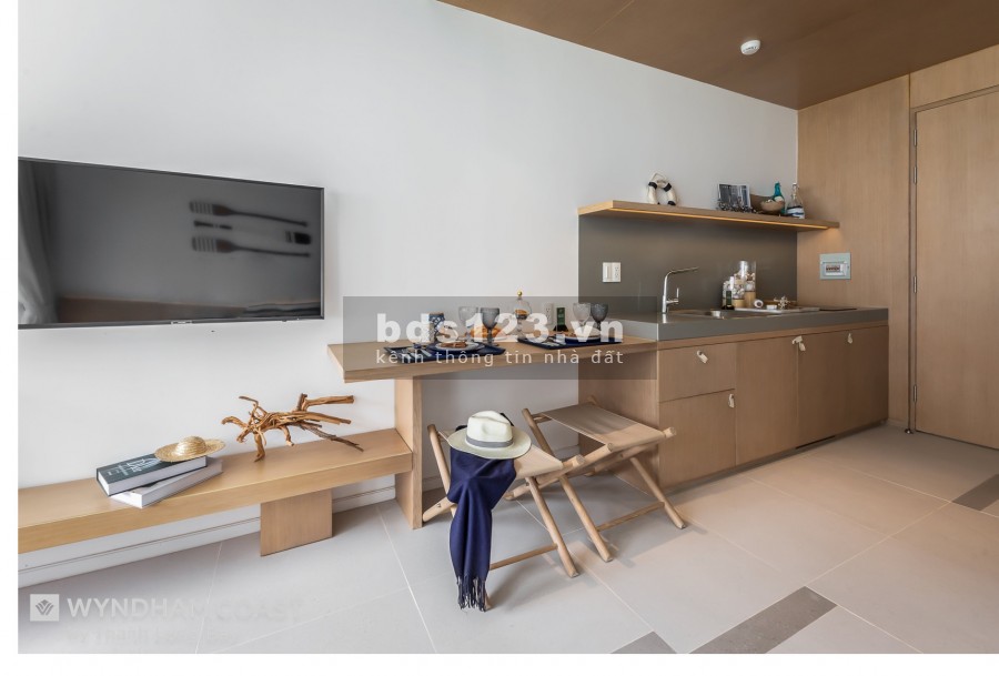 Căn hộ View Biển 37m2 bàn giao full nội thất 5*, lợi nhuận 150tr/năm, sổ hồng