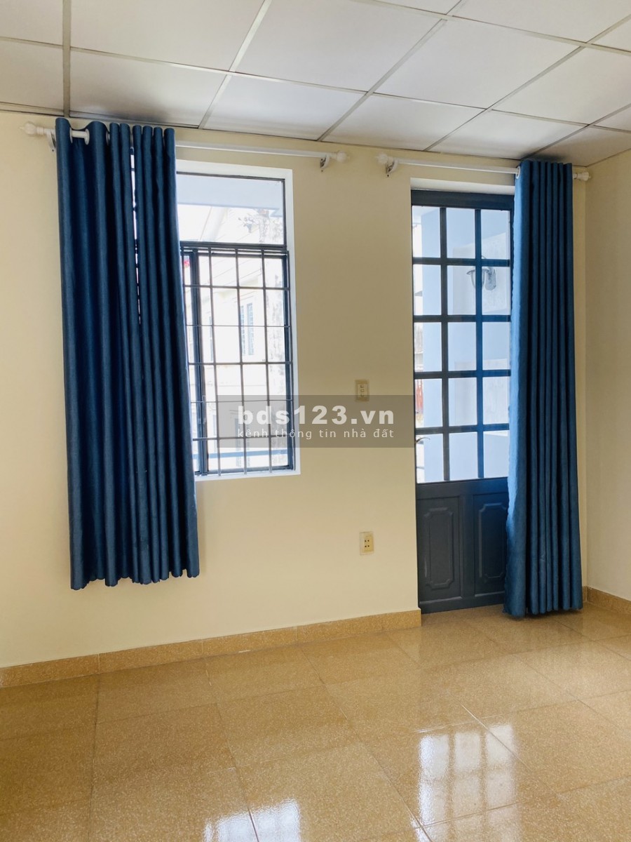 Cho thuê nhà hẻm 1050 Quang Trung, P8, Gò Vấp, 6x12m, 1 trệt, 2 lầu, 9.5 triệu/tháng